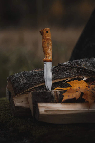 Temagami outdoor Knife developed by Helle and Les Stroud – “Survivorman” - Blacksmith Source Tool Company