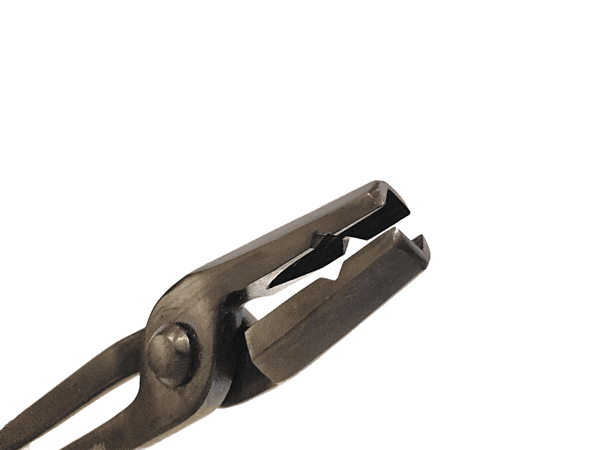 Hollow Tip 5/8" Straight V-Bit Forge Tongs - Blacksmith Source Tool Company