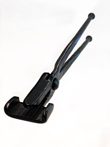 Box Jaw 1.5" Wide Forge Tongs - Blacksmith Source Tool Company